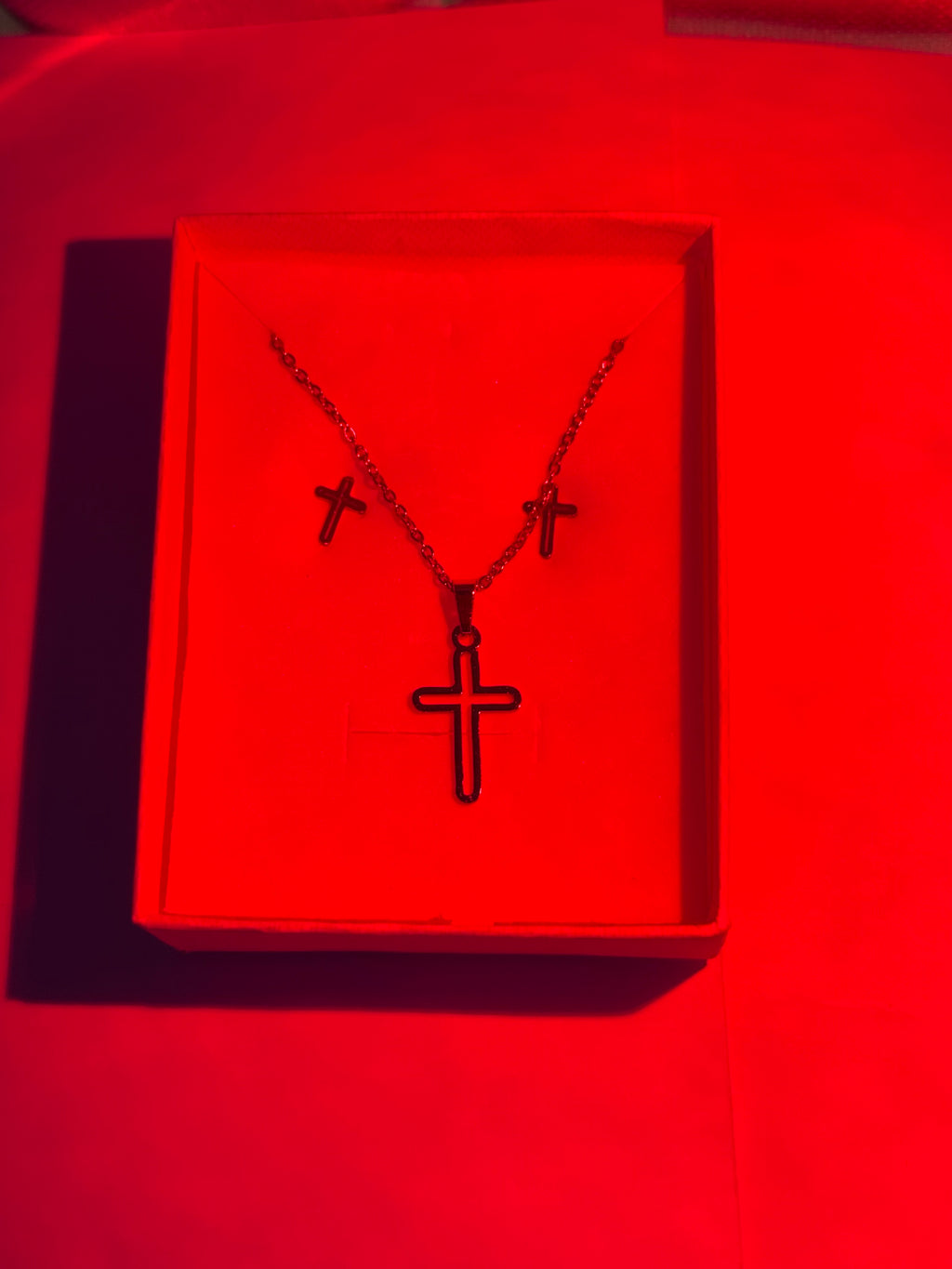 ✝️ Elegant Cross Pendant Necklace